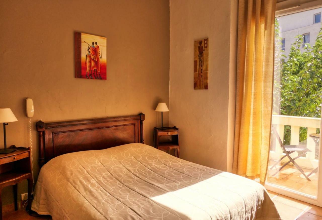 Au Saint Roch - Hotel Et Jardin Avignon Ngoại thất bức ảnh