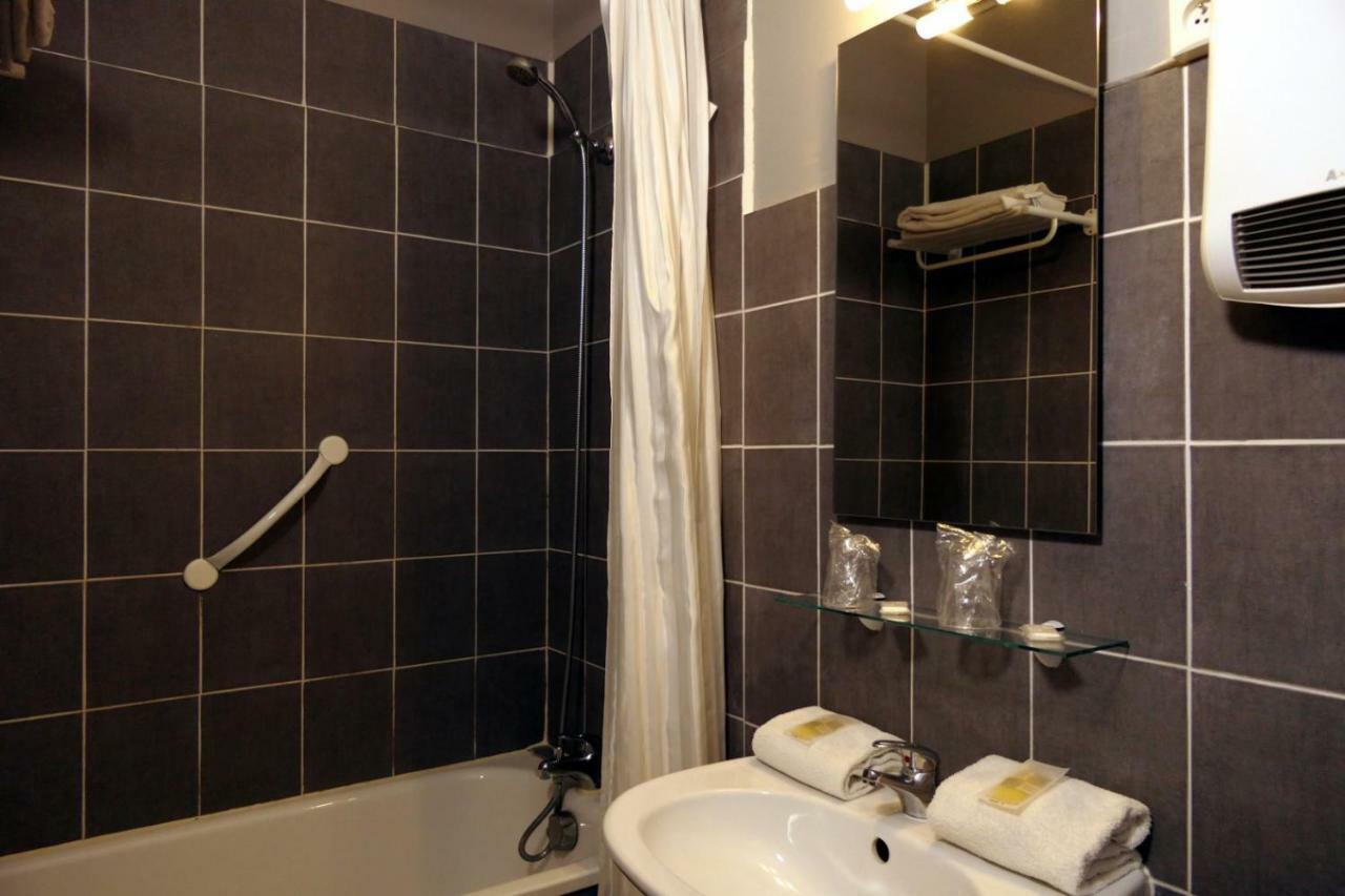 Au Saint Roch - Hotel Et Jardin Avignon Ngoại thất bức ảnh