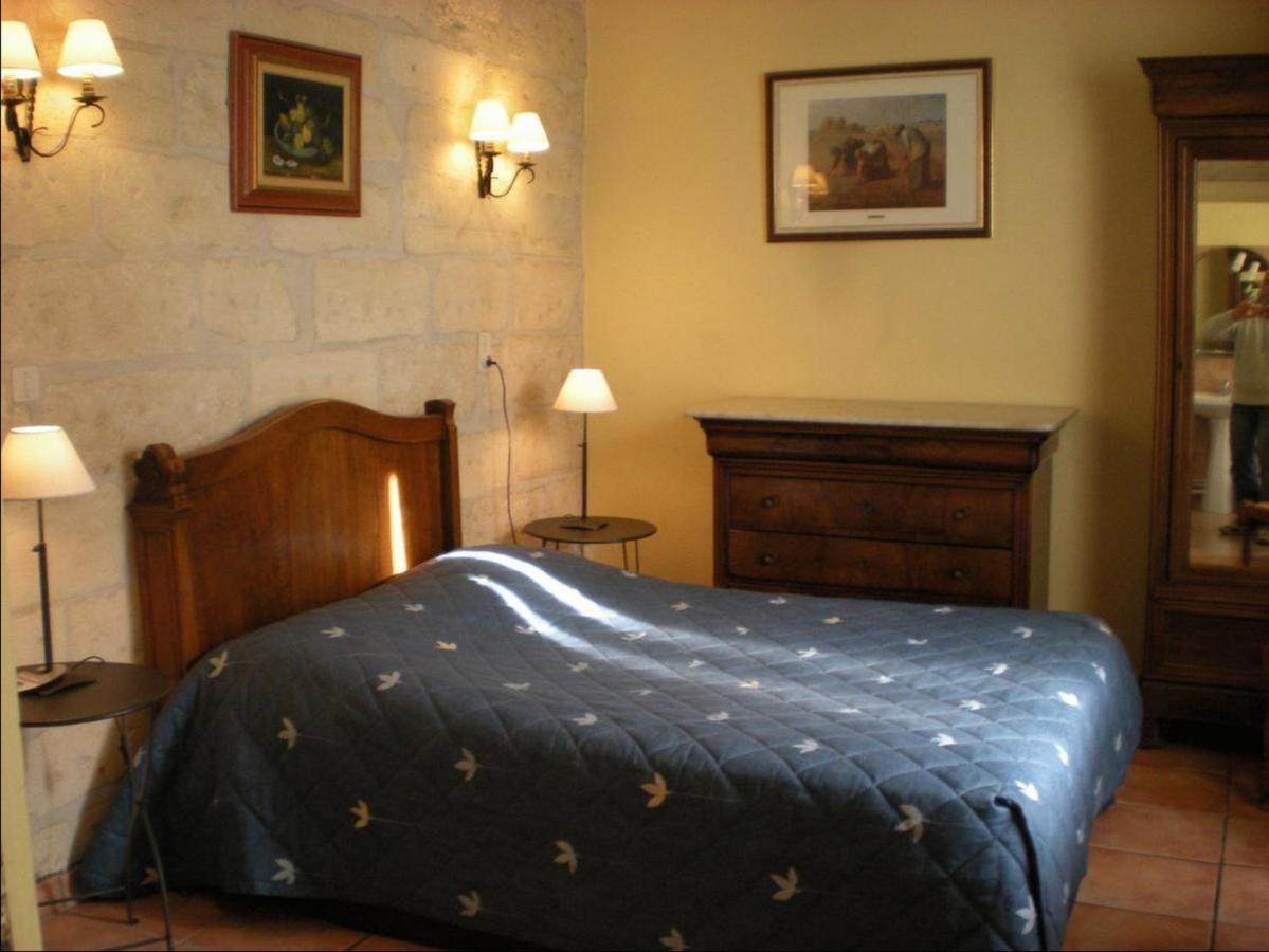 Au Saint Roch - Hotel Et Jardin Avignon Phòng bức ảnh